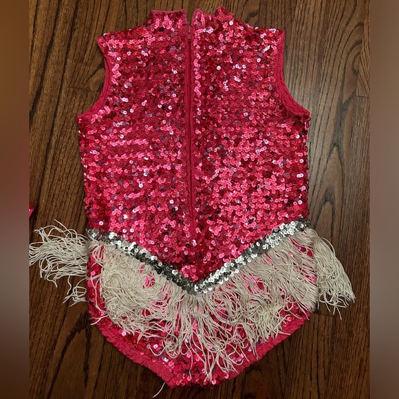 Pink sequin majorette uniform - Picture 4 of 9